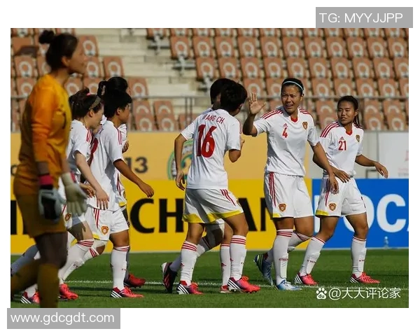 伊朗足球传奇人物回顾:从赛场巨星到社会影响力的转变 伊朗足球传奇人物回顾:从赛场巨星到社会影响力的转变