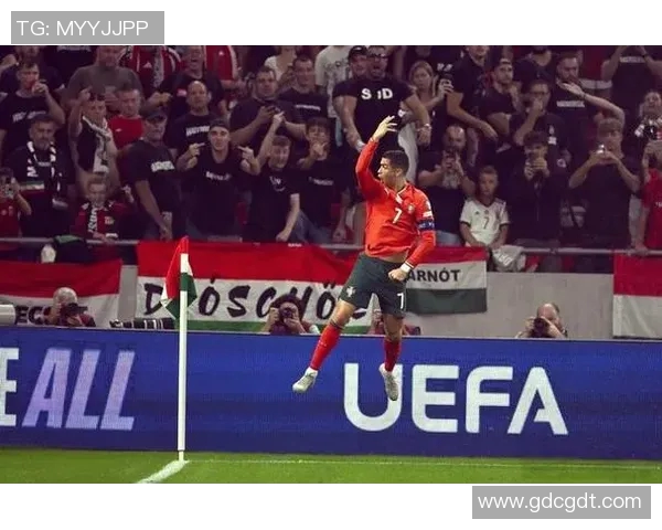 生涯后期足球球星:从经验累积到巅峰再造的传奇之路 生涯后期足球球星:从经验累积到巅峰再造的传奇之路